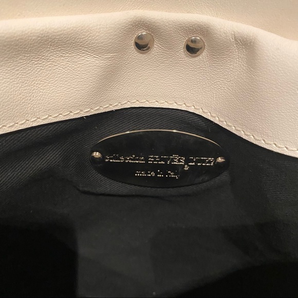 Collection Privee L’ux White Flag Bag Clutch - Picture 5 of 6